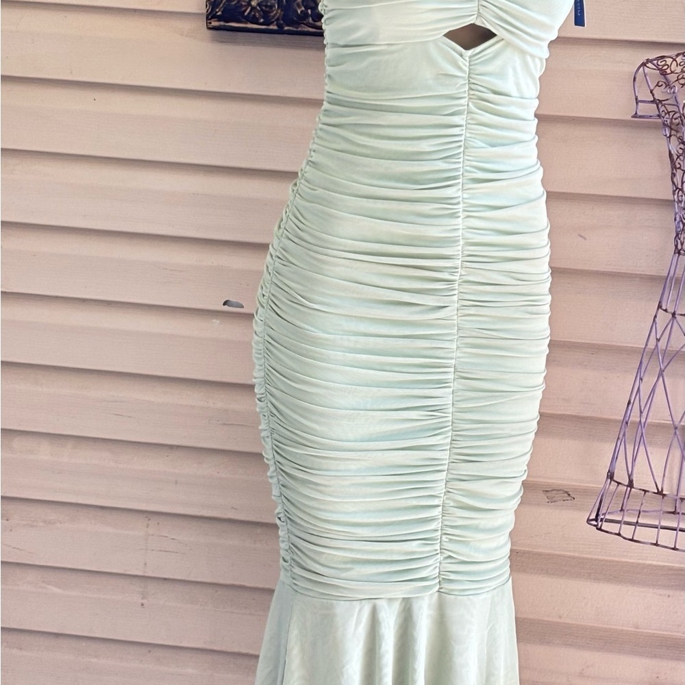 CHOUYATOU Women’S stretchy Ruched BodyCon Cocktail Dress - Picture 7 of 14